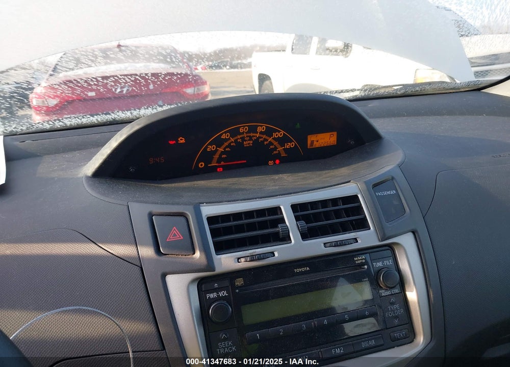 2009 TOYOTA YARIS VIN: JTDKT903995243840