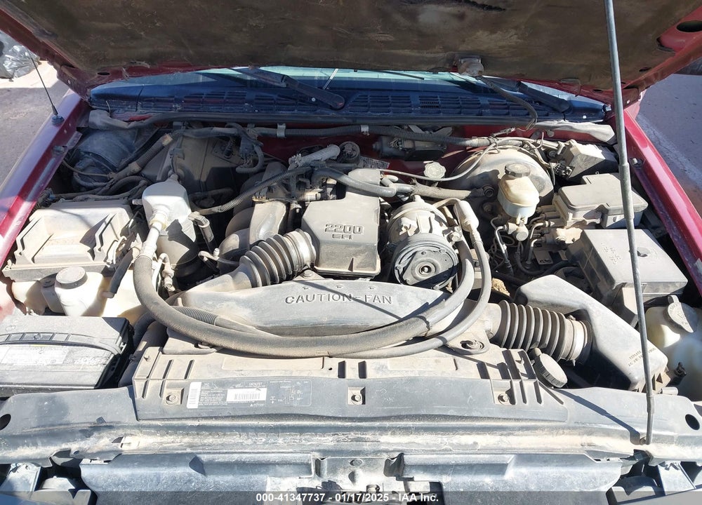 1998 CHEVROLET S-10 LS FLEETSIDE VIN: 1GCCS1947WK254496