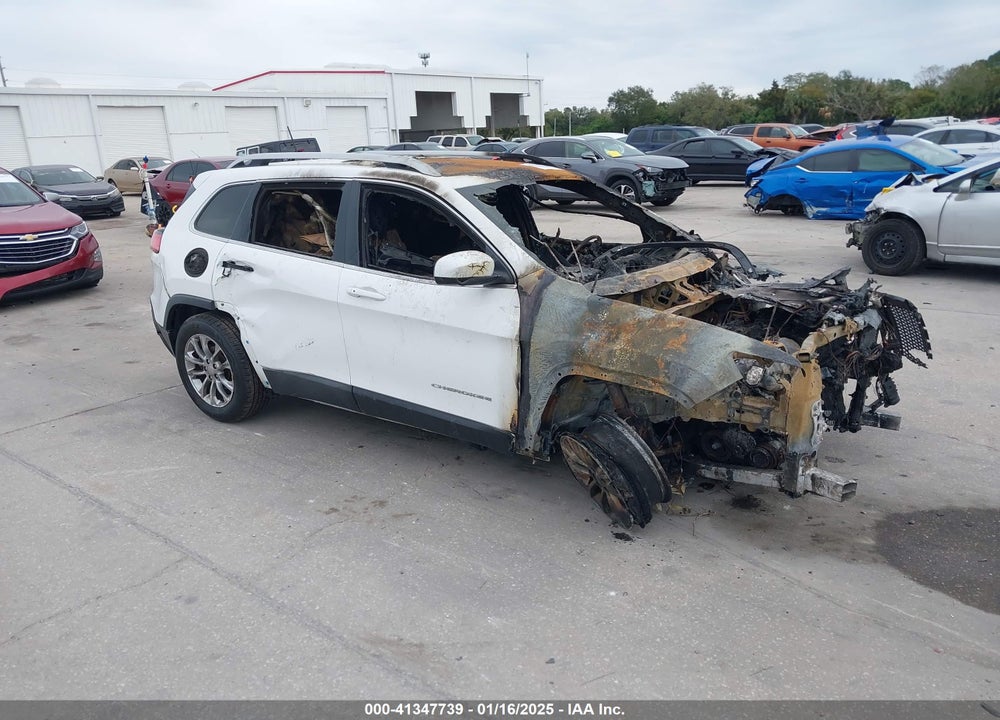 2019 JEEP CHEROKEE LATITUDE PLUS FWD VIN: 1C4PJLLBXKD154365