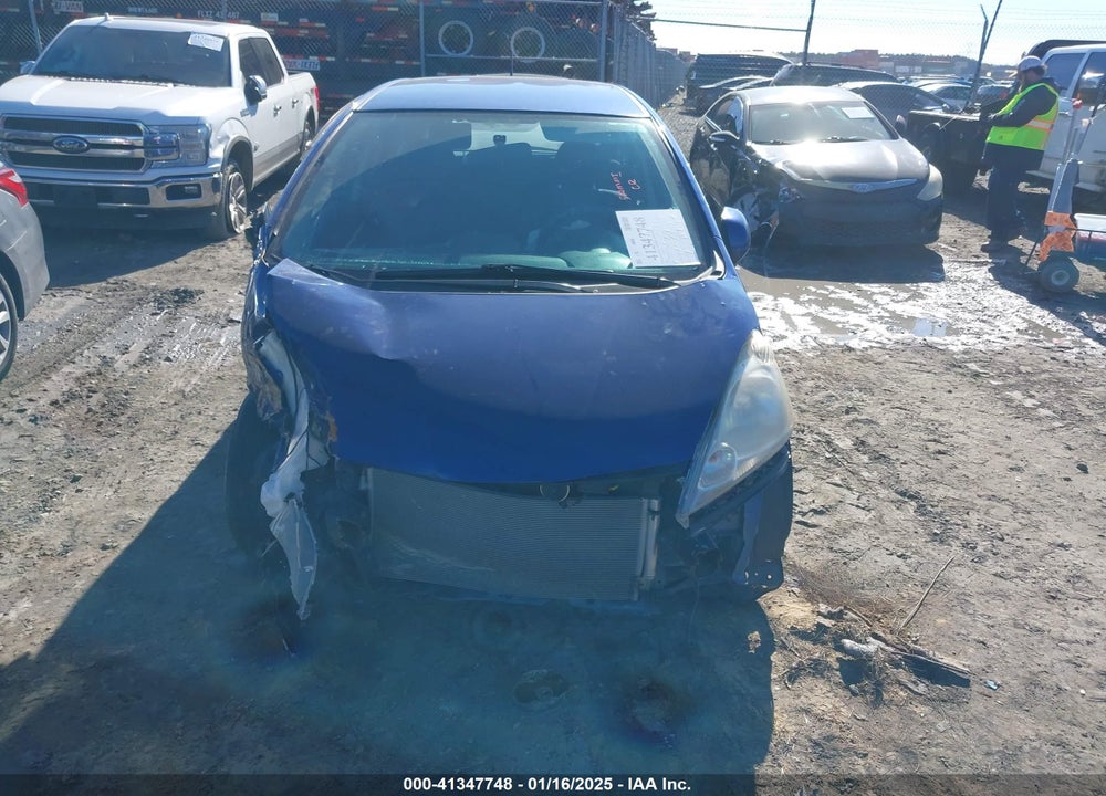 2010 HONDA FIT SPORT VIN: JHMGE8H42AC012591