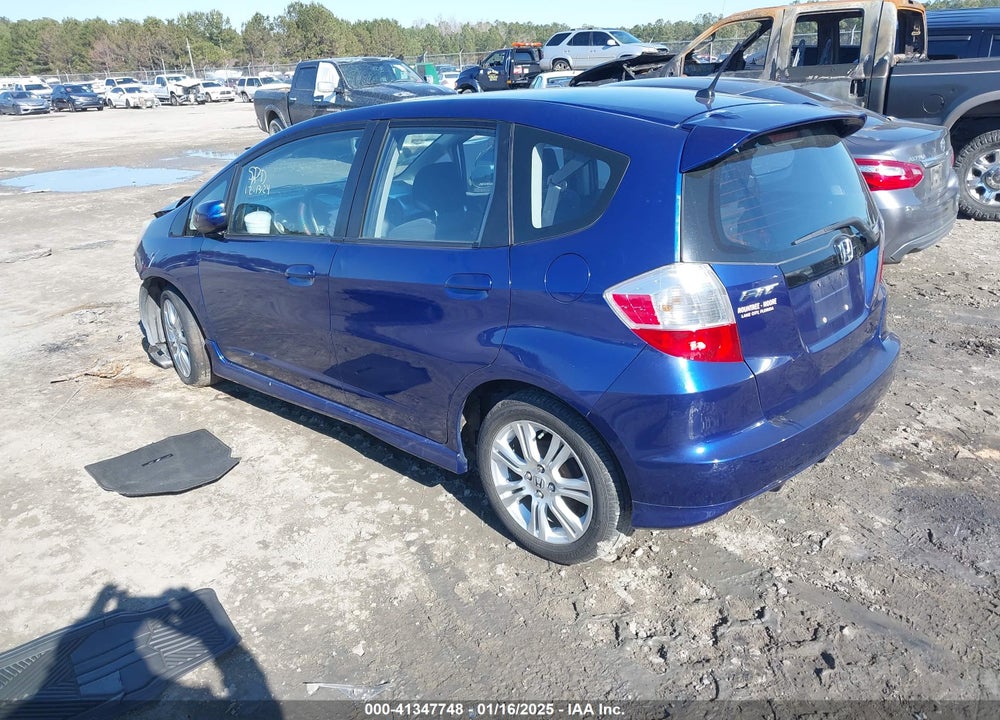 2010 HONDA FIT SPORT VIN: JHMGE8H42AC012591