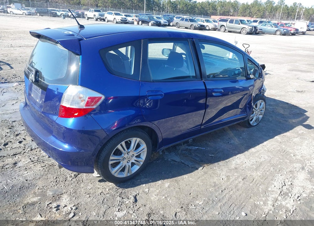 2010 HONDA FIT SPORT VIN: JHMGE8H42AC012591