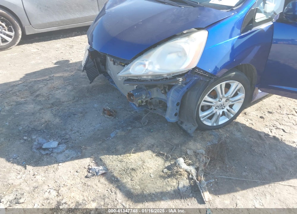 2010 HONDA FIT SPORT VIN: JHMGE8H42AC012591