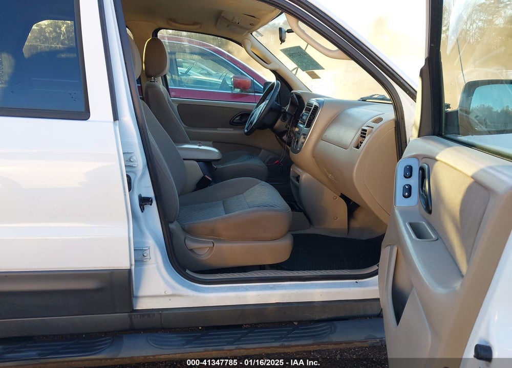 2003 FORD ESCAPE XLT VIN: 1FMYU03153KE07456