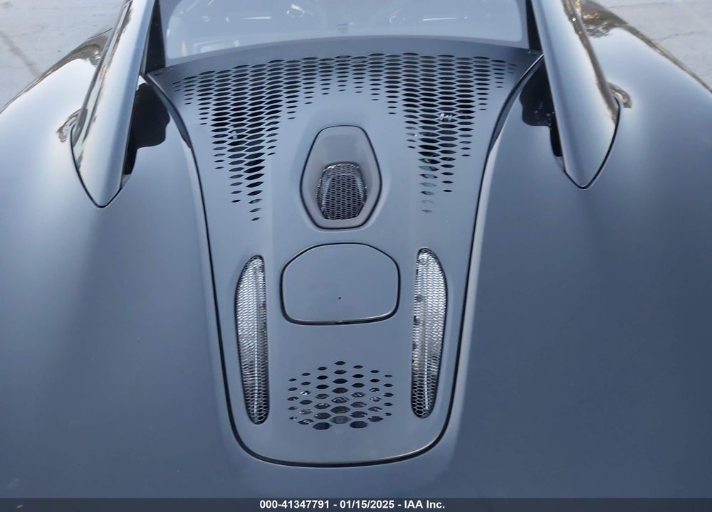 2023 MCLAREN ARTURA VIN: SBM16AEA4PW001449