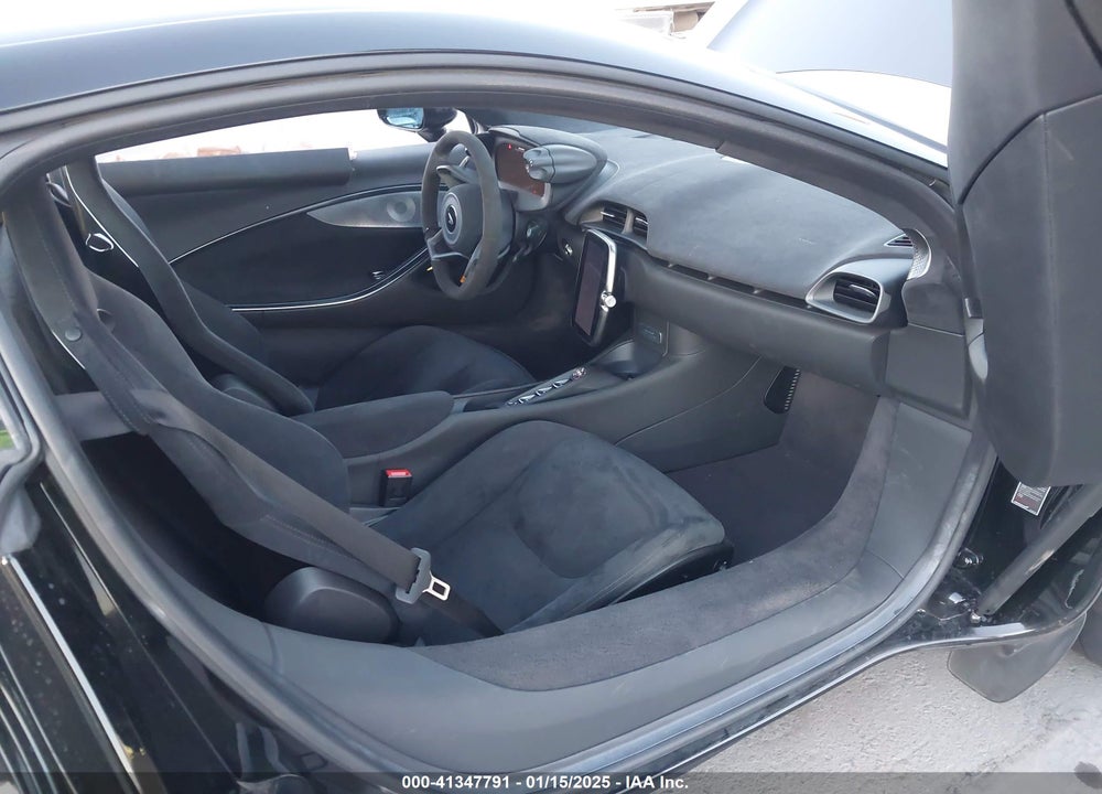 2023 MCLAREN ARTURA VIN: SBM16AEA4PW001449