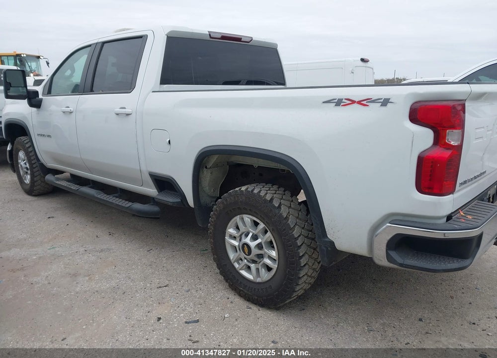 2020 CHEVROLET SILVERADO 2500HD 4WD STANDARD BED LT VIN: 1GC1YNE72LF261535