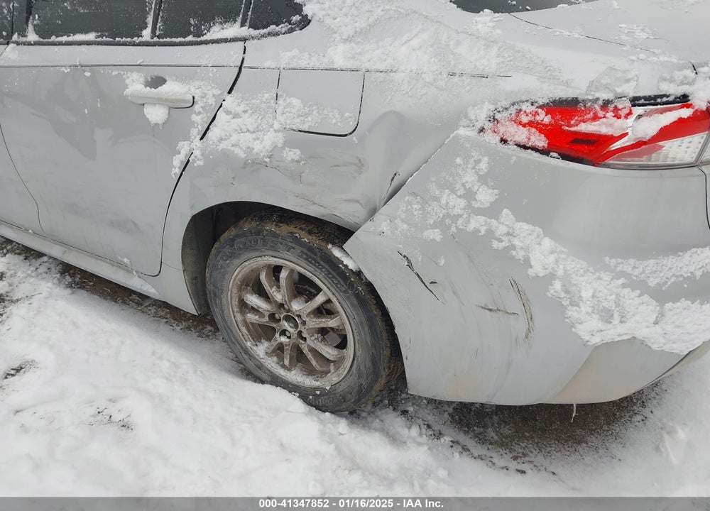2022 TOYOTA COROLLA VIN: JTDEAMDE3NJ057116