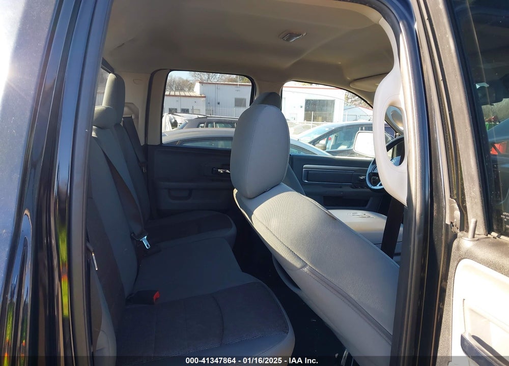 2013 RAM 1500 BIG HORN VIN: 1C6RR7GTXDS715195
