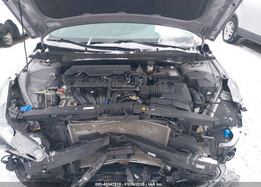 2022 HYUNDAI ELANTRA VIN: KMHLS4AG9NU298361