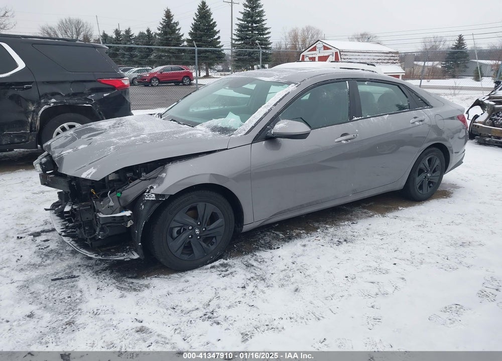 2022 HYUNDAI ELANTRA VIN: KMHLS4AG9NU298361