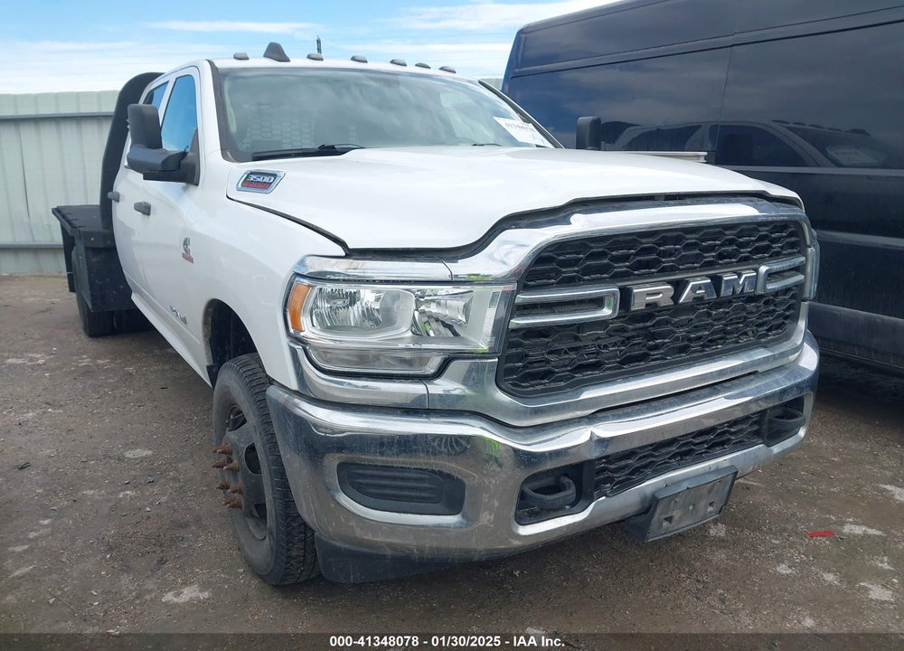2019 RAM 3500 CHASSIS TRADESMAN/SLT/LAIE/LIMITED VIN: 3C7WRTCL9KG620550