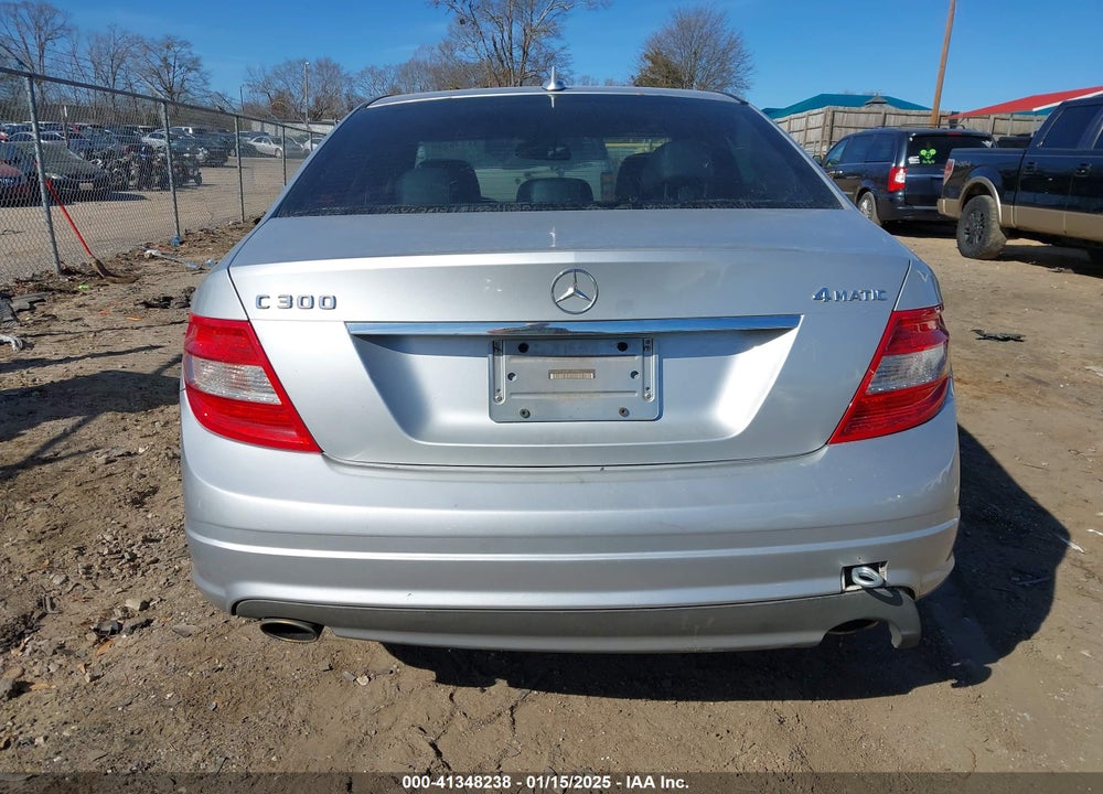 2008 MERCEDES-BENZ C 300 LUXURY 4MATIC/SPORT 4MATIC VIN: WDDGF81XX8F140658