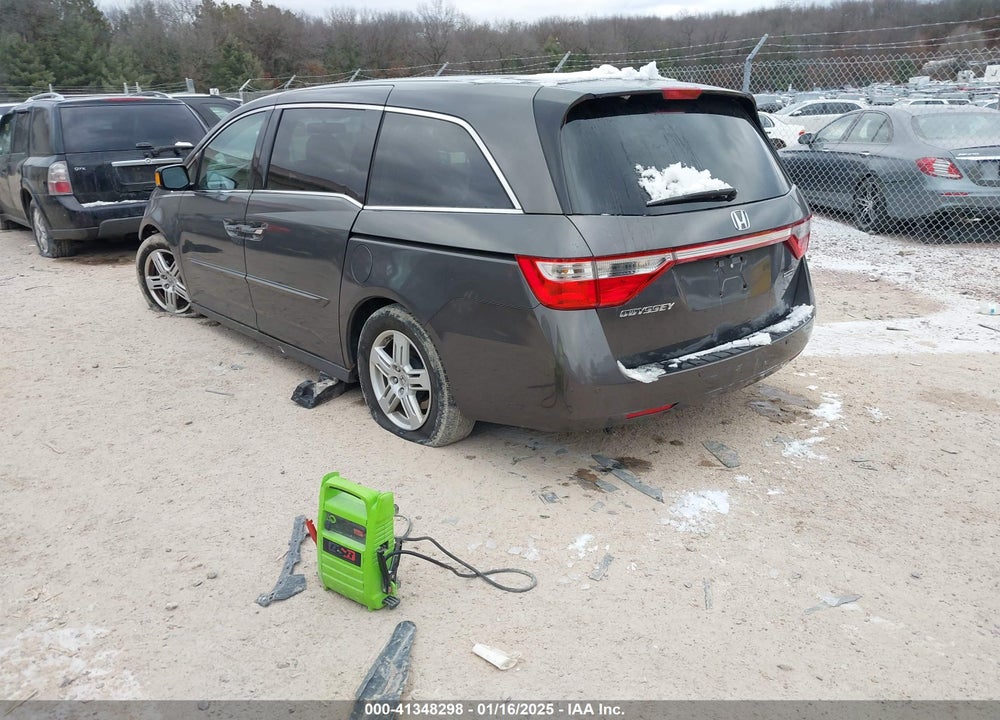 2013 HONDA ODYSSEY TOURING/TOURING ELITE VIN: 5FNRL5H96DB017228