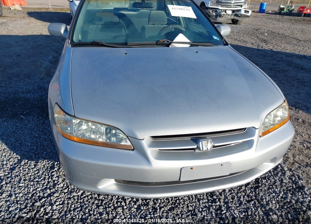 1998 HONDA ACCORD LX VIN: 1HGCG5641WA021041