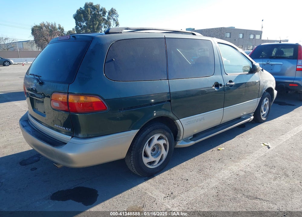 2000 TOYOTA SIENNA XLE VIN: 4T3ZF13C5YU306524