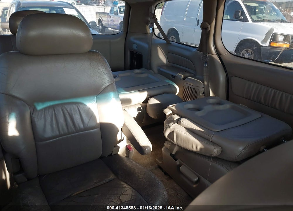 2000 TOYOTA SIENNA XLE VIN: 4T3ZF13C5YU306524