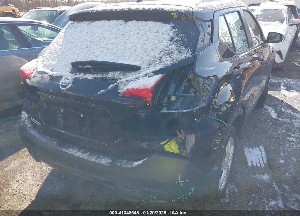 2018 NISSAN KICKS S VIN: 3N1CP5CU6JL537886