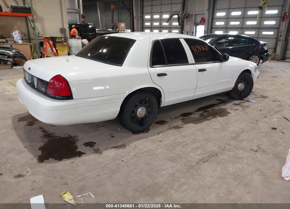 2011 FORD CROWN VICTORIA POLICE INTERCEPTOR VIN: 2FABP7BV8BX169392