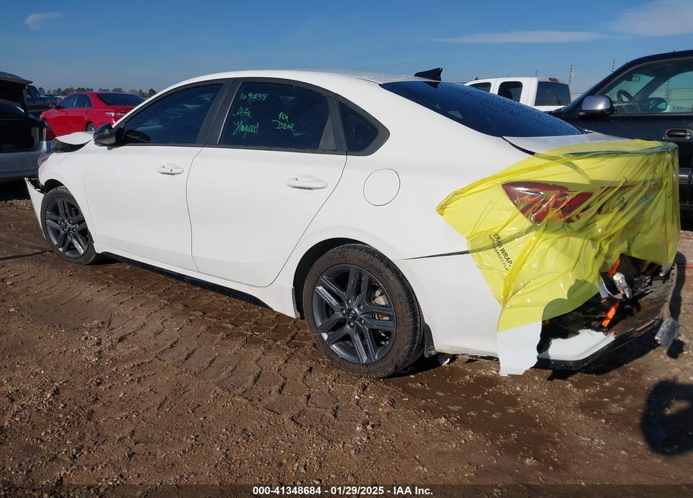 2021 KIA FORTE VIN: 3KPF34AD8ME387002