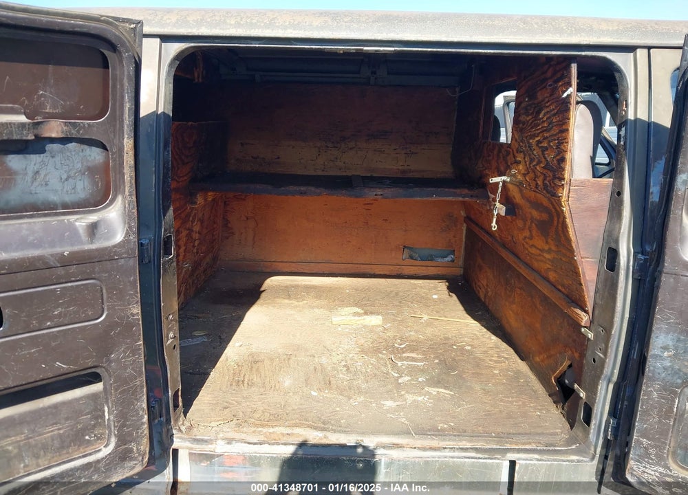 1972 FORD VAN VIN: E24GHM81078