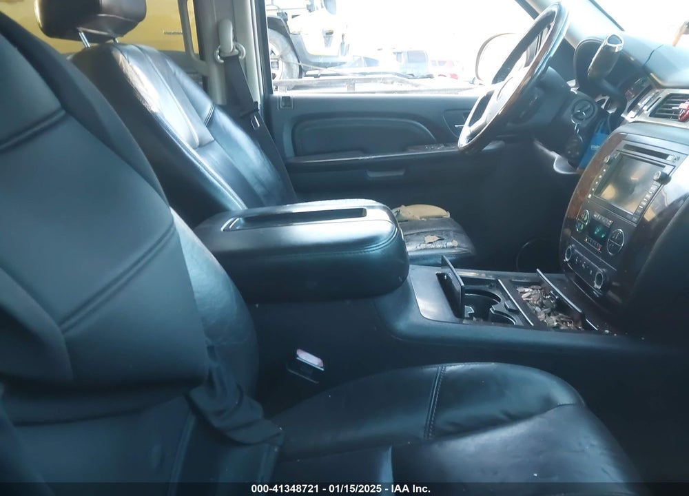 2009 GMC YUKON DENALI VIN: 1GKFK032X9R218980