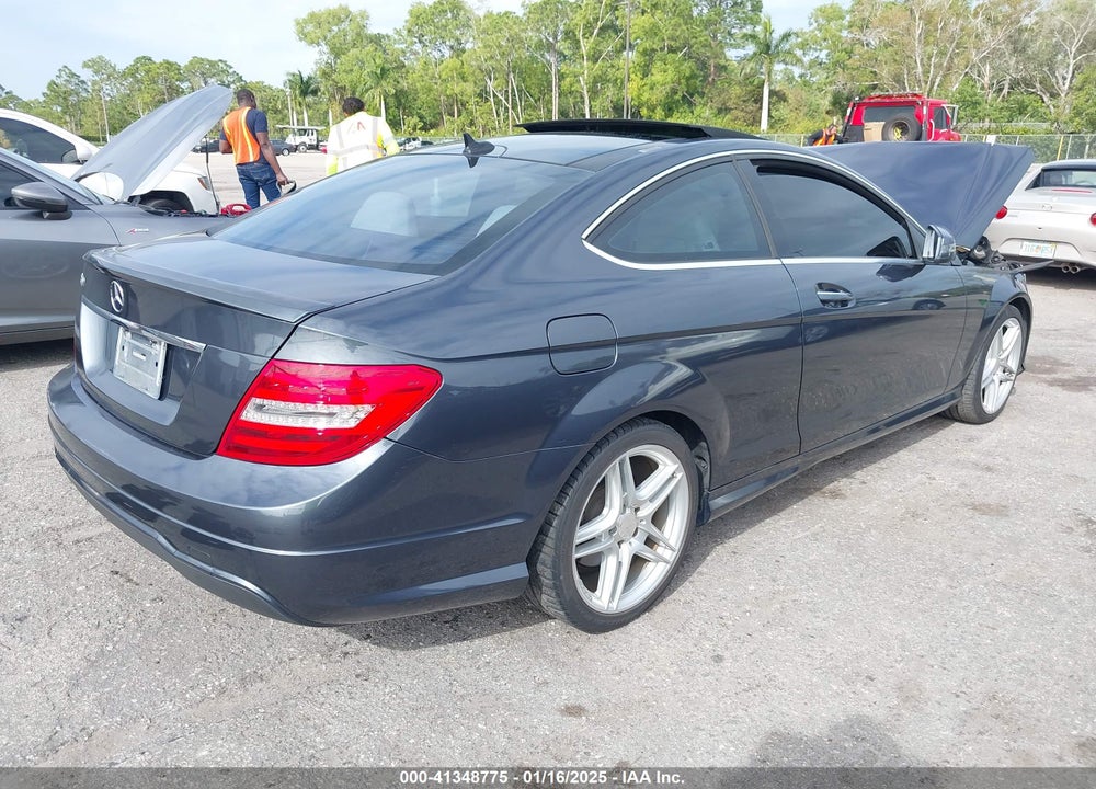 2014 MERCEDES-BENZ C VIN: WDDGJ4HBXEG202664