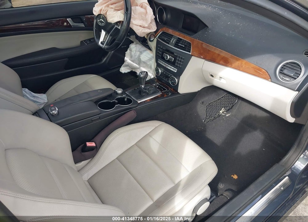 2014 MERCEDES-BENZ C VIN: WDDGJ4HBXEG202664