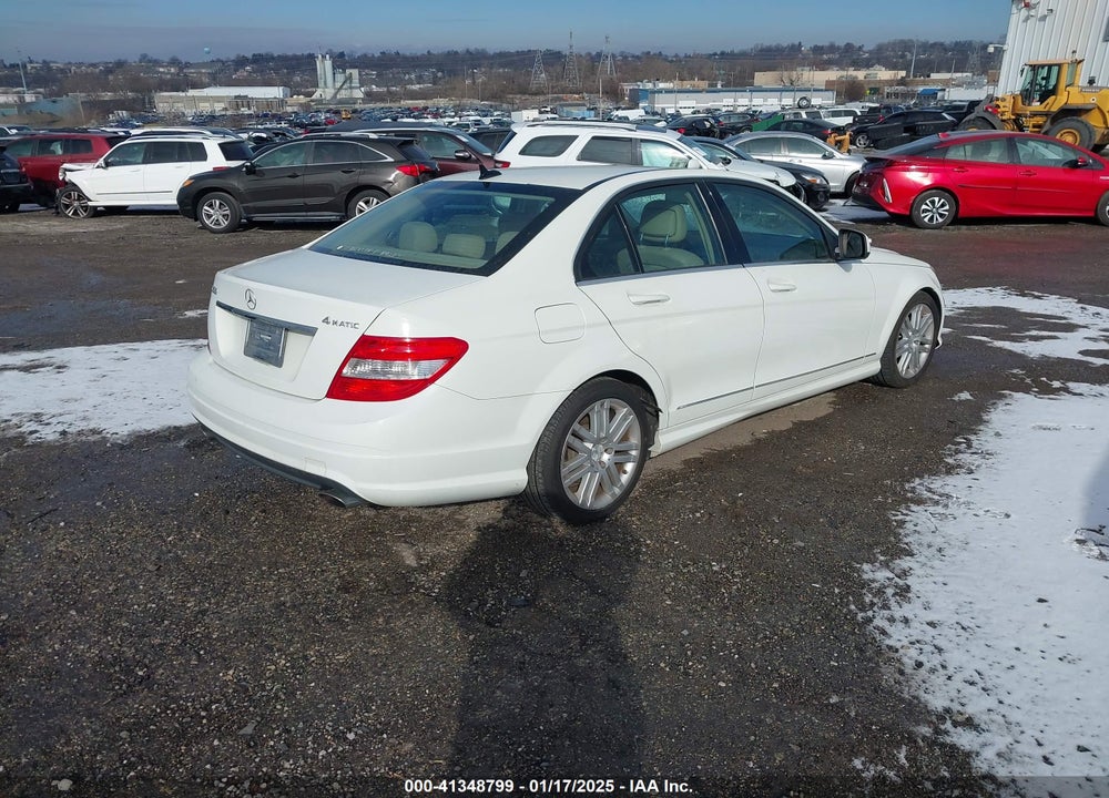 2009 MERCEDES-BENZ C 300 LUXURY 4MATIC/SPORT 4MATIC VIN: WDDGF81XX9R078243