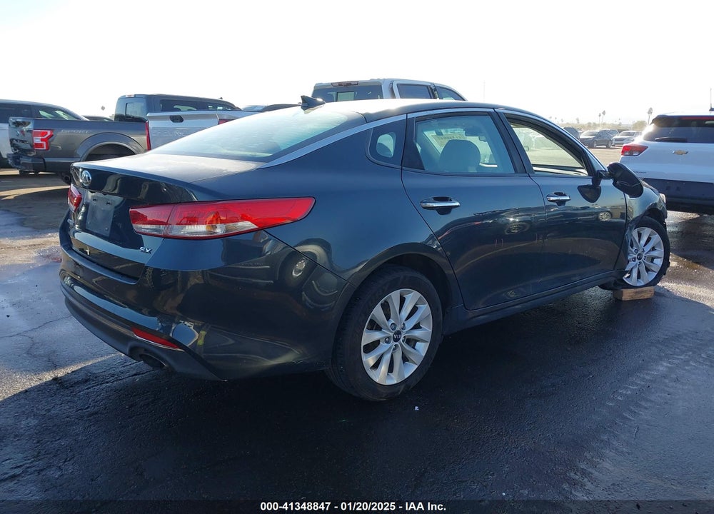 2016 KIA OPTIMA VIN: 5XXGU4L37GG010825