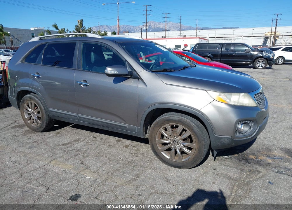 2011 KIA SORENTO EX V6 VIN: 5XYKU4A25BG052872