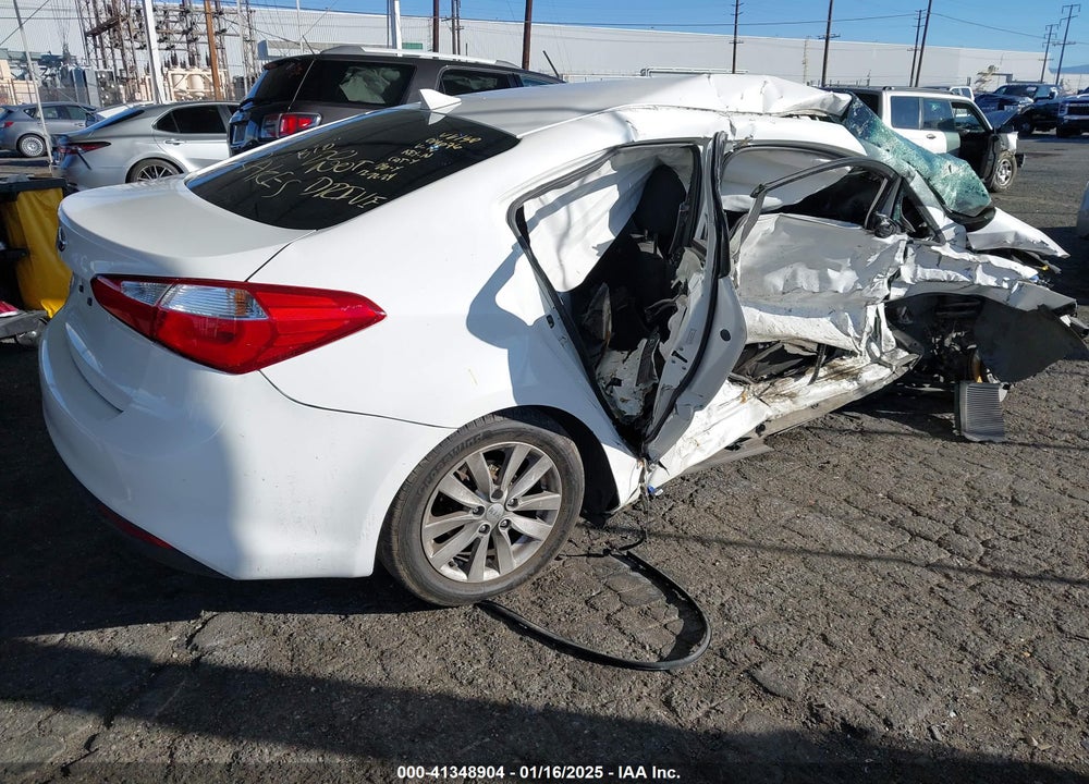 2016 KIA FORTE VIN: KNAFX4A63G5511521
