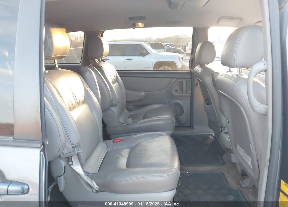 2008 TOYOTA SIENNA LE VIN: 5TDZK23C58S145451