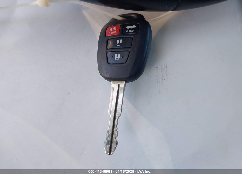 2016 TOYOTA COROLLA VIN: 5YFBURHE1GP492281