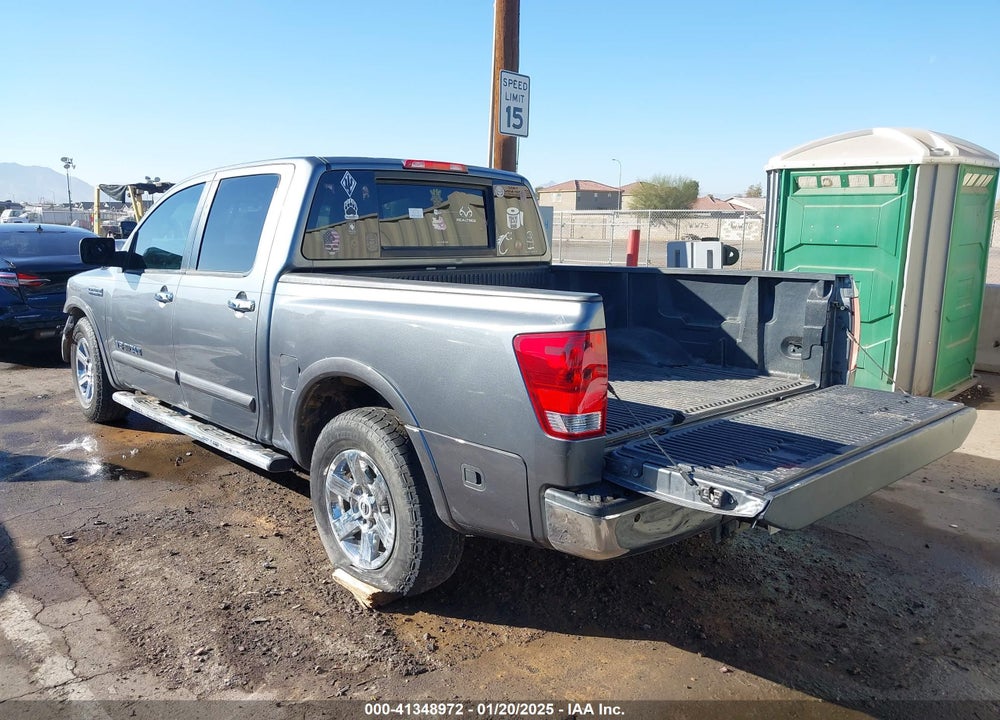 2015 NISSAN TITAN VIN: 1N6AA0ED3FN514270