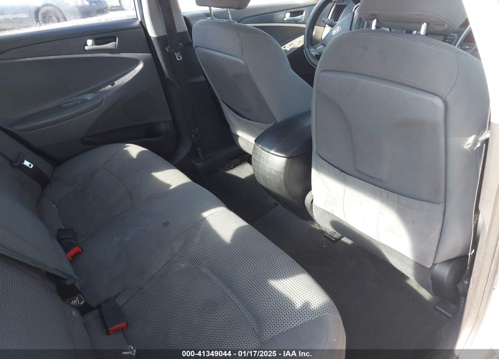 2011 HYUNDAI SONATA VIN: 5NPEB4AC9BH098371