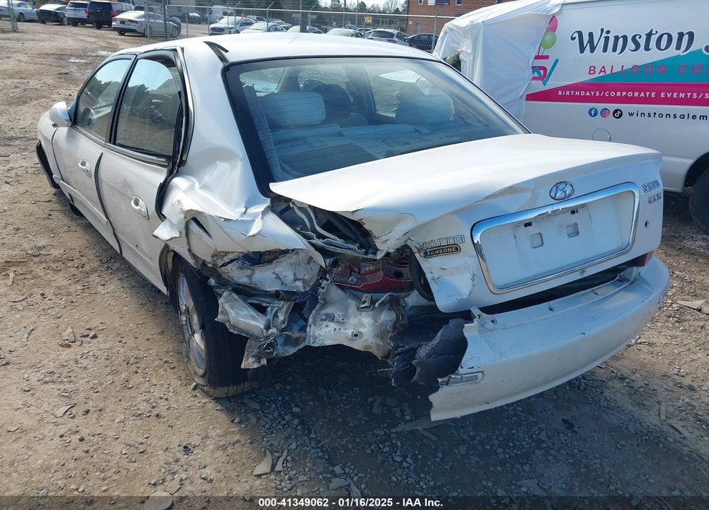 2002 HYUNDAI SONATA GLS/LX VIN: KMHWF35H12A511525