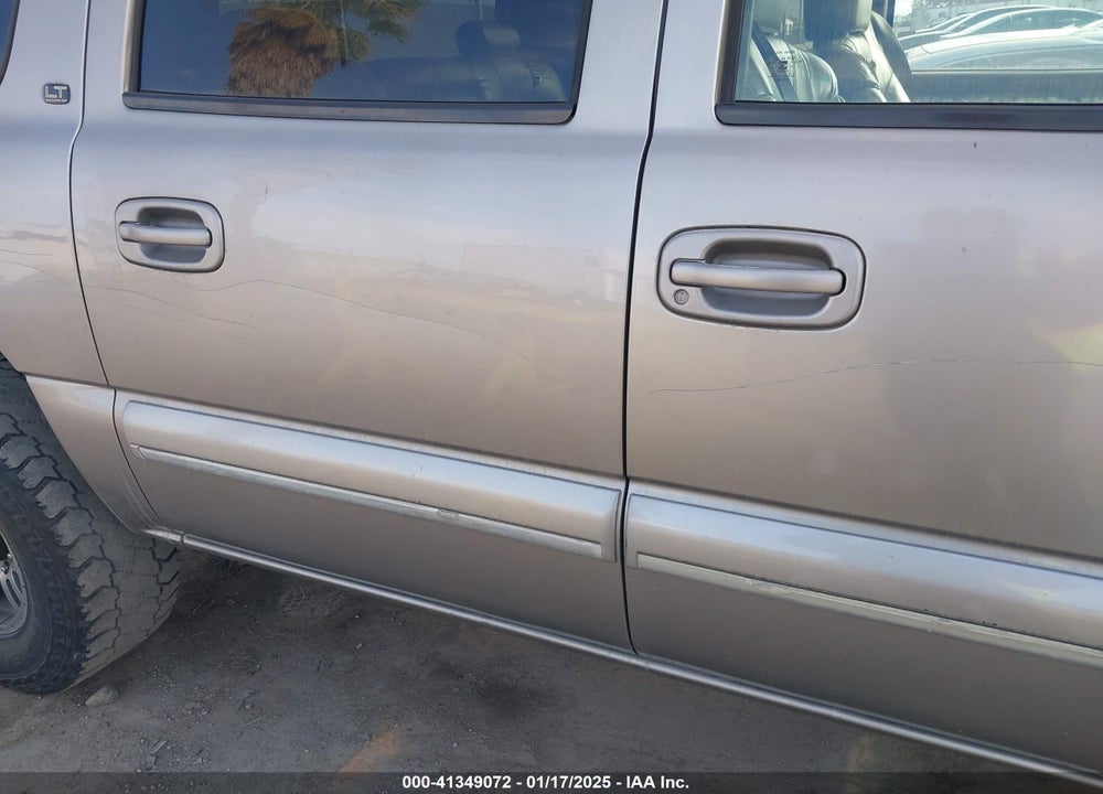 2002 CHEVROLET SUBURBAN 2500 LT VIN: 3GNGC26G22G315166
