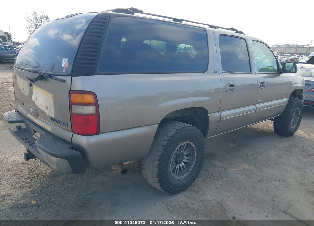 2002 CHEVROLET SUBURBAN 2500 LT VIN: 3GNGC26G22G315166