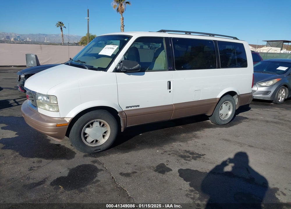 2001 GMC SAFARI SLE VIN: 1GKDM19W11B514453