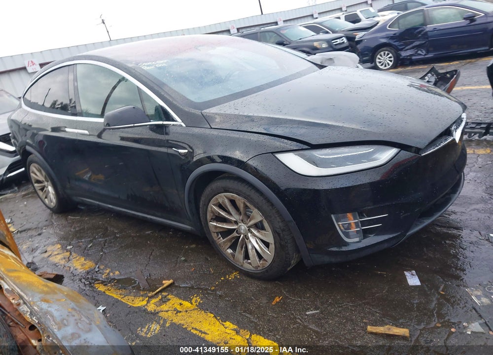 2018 TESLA MODEL X 100D/75D/P100D VIN: 5YJXCBE2XJF118152