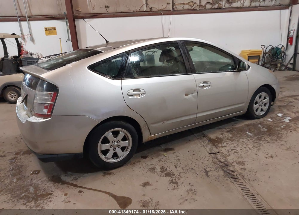 2004 TOYOTA PRIUS VIN: JTDKB20U640068570