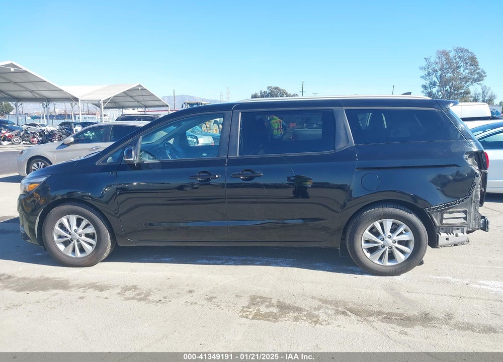 2018 KIA SEDONA LX VIN: KNDMB5C12J6404512