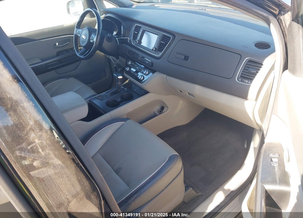 2018 KIA SEDONA LX VIN: KNDMB5C12J6404512