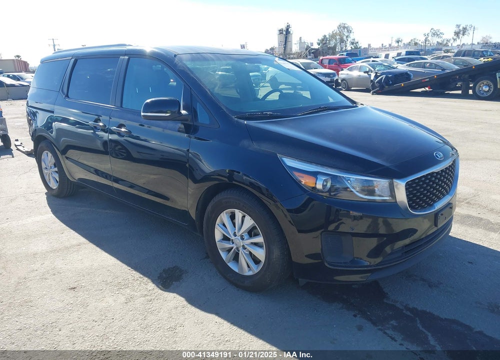 2018 KIA SEDONA LX VIN: KNDMB5C12J6404512