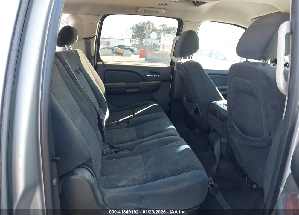 2007 GMC YUKON XL 1500 COMMERCIAL FLEET VIN: 1GKFC16027R234052