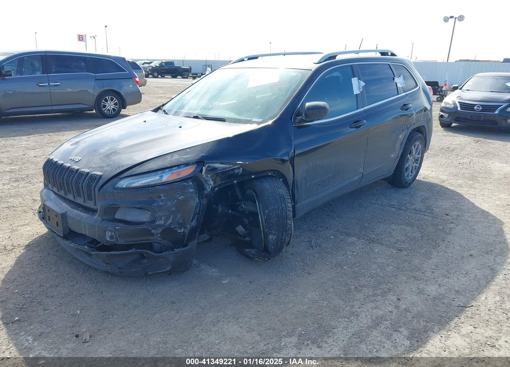 2018 JEEP CHEROKEE LATITUDE FWD VIN: 1C4PJLCB4JD513384