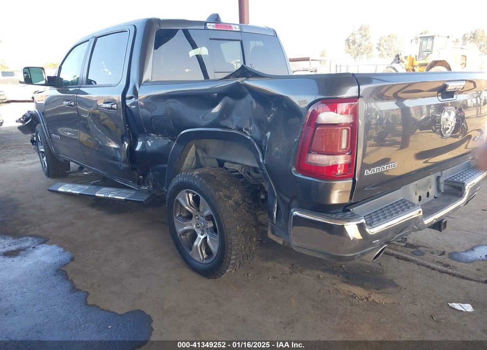 2019 RAM 1500 LAIE  4X4 5'7 BOX VIN: 1C6SRFJT6KN746850