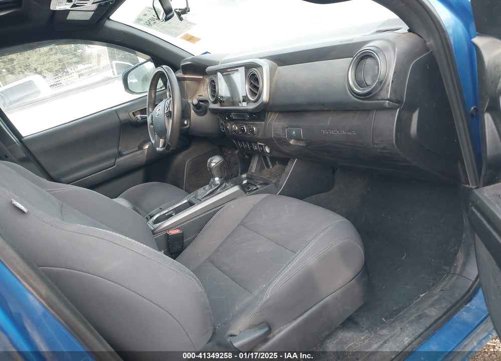2017 TOYOTA TACOMA VIN: 5TFCZ5AN0HX114755