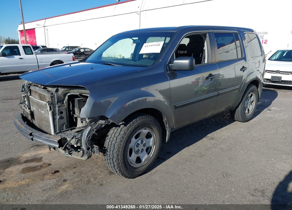 2010 HONDA PILOT LX VIN: 5FNYF4H26AB019573